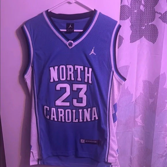 Michael Jordan #23 North Carolina College Basketball Jersey size M - Picture 3 of 8